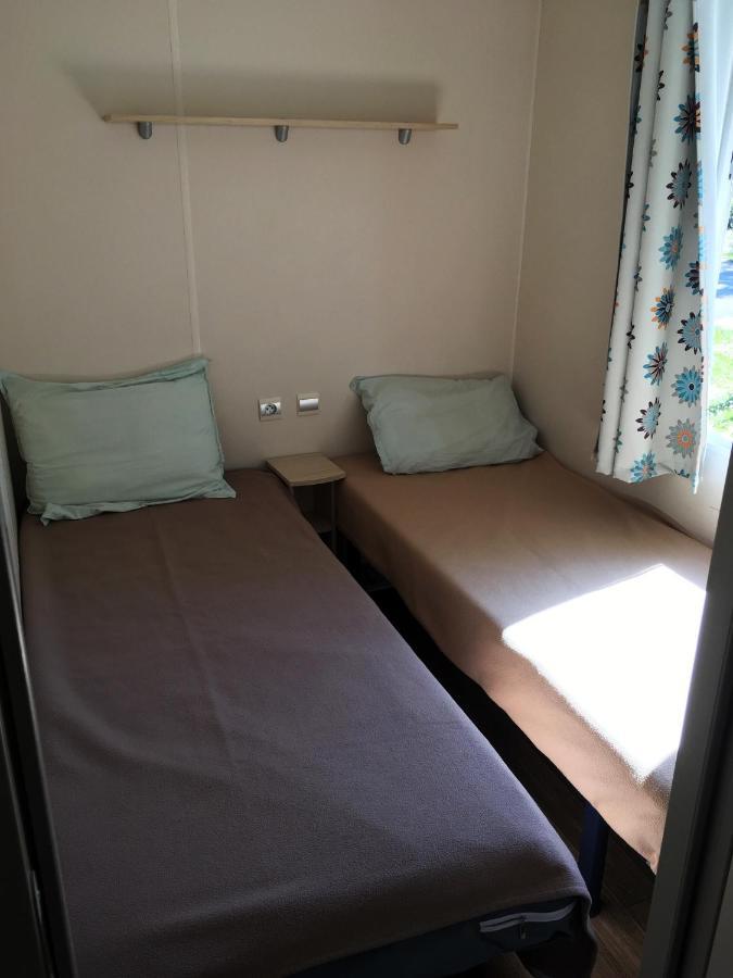 Mobil Home Pour 6 Personnes Climatise A Quelques Minutes Des Plages 阿格德 外观 照片